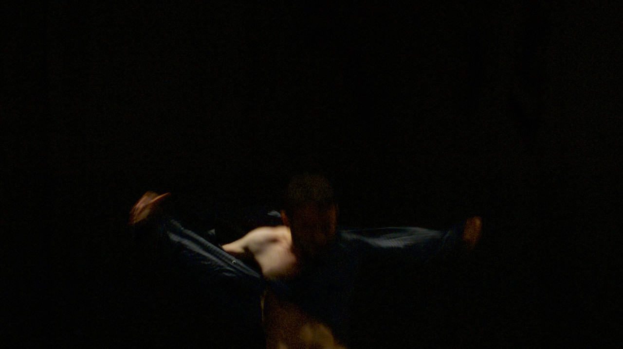 Frío Extraño backdrop