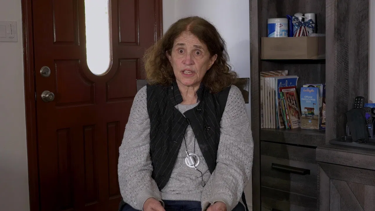 Conned: A True Story backdrop