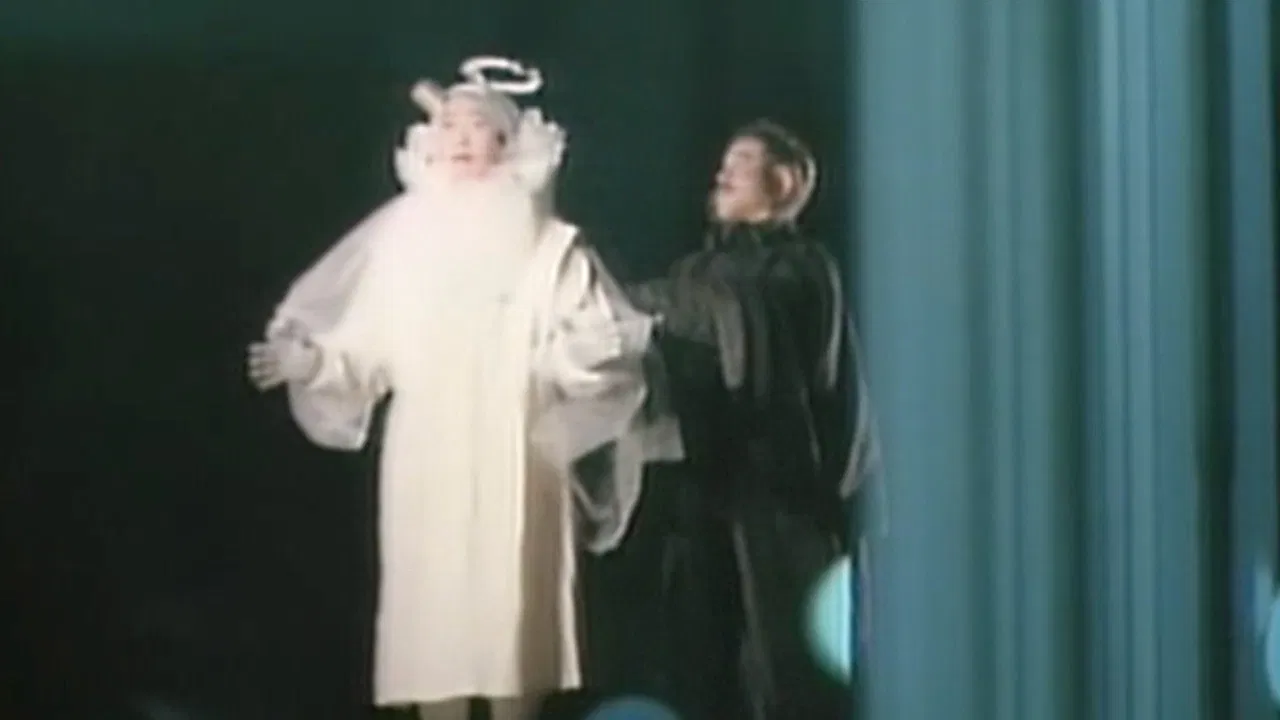 Mari wa tenshi no nioi backdrop