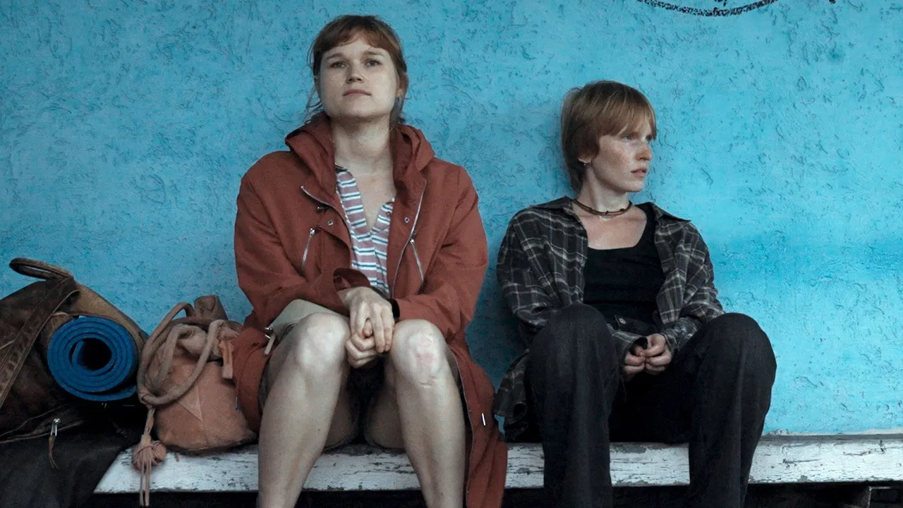 Two Sisters backdrop