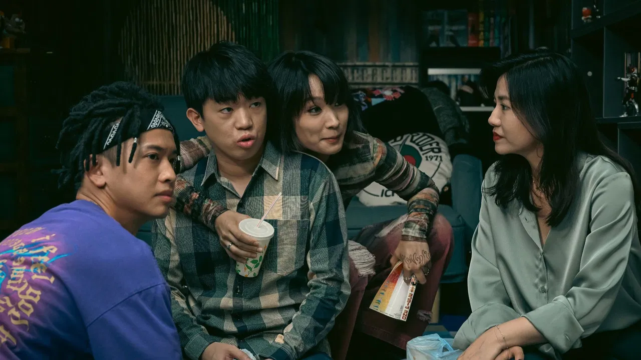 Smashing Frank backdrop