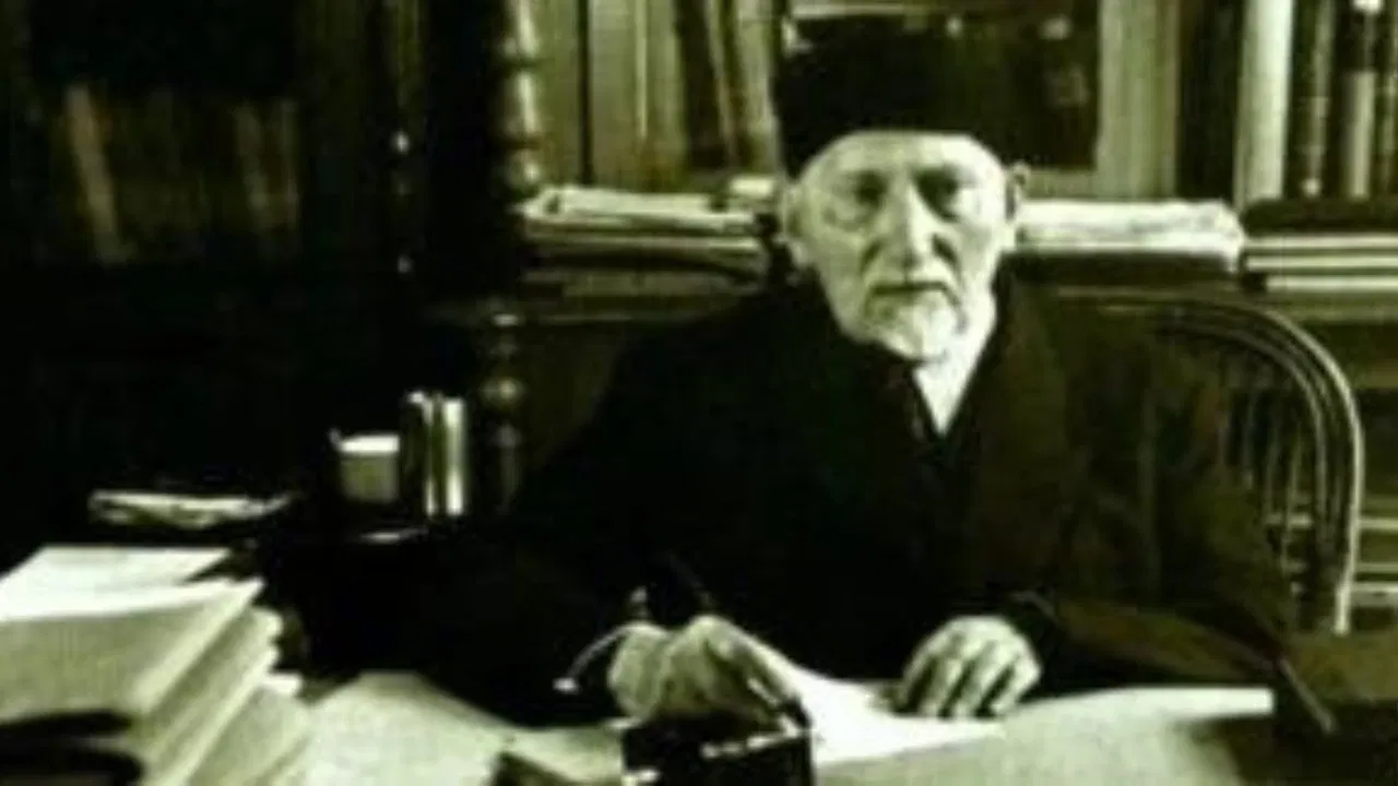 The Royal Treasurer of Georgia backdrop