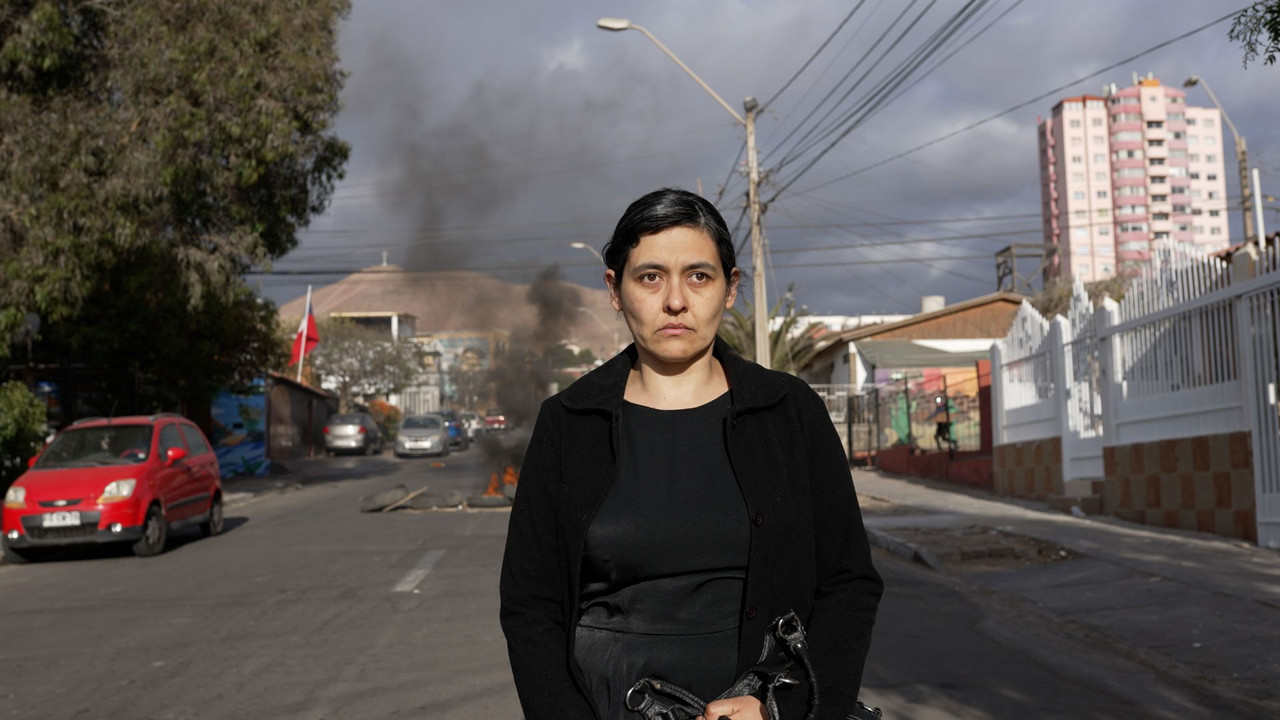 Las cenizas backdrop