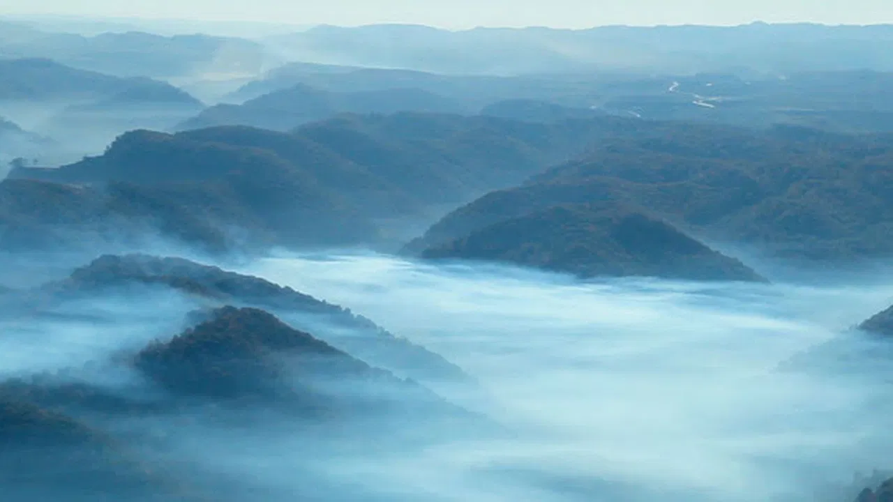Running for the Mountains backdrop