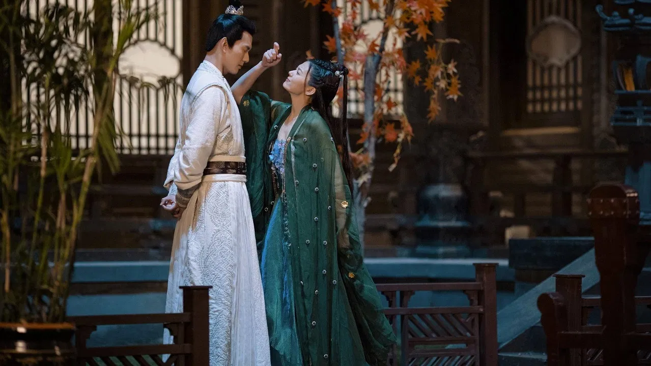 The Bright Moon Worships Your Heart backdrop