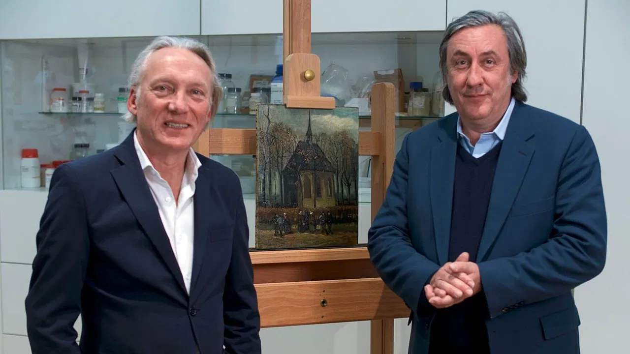 Stealing Van Gogh backdrop