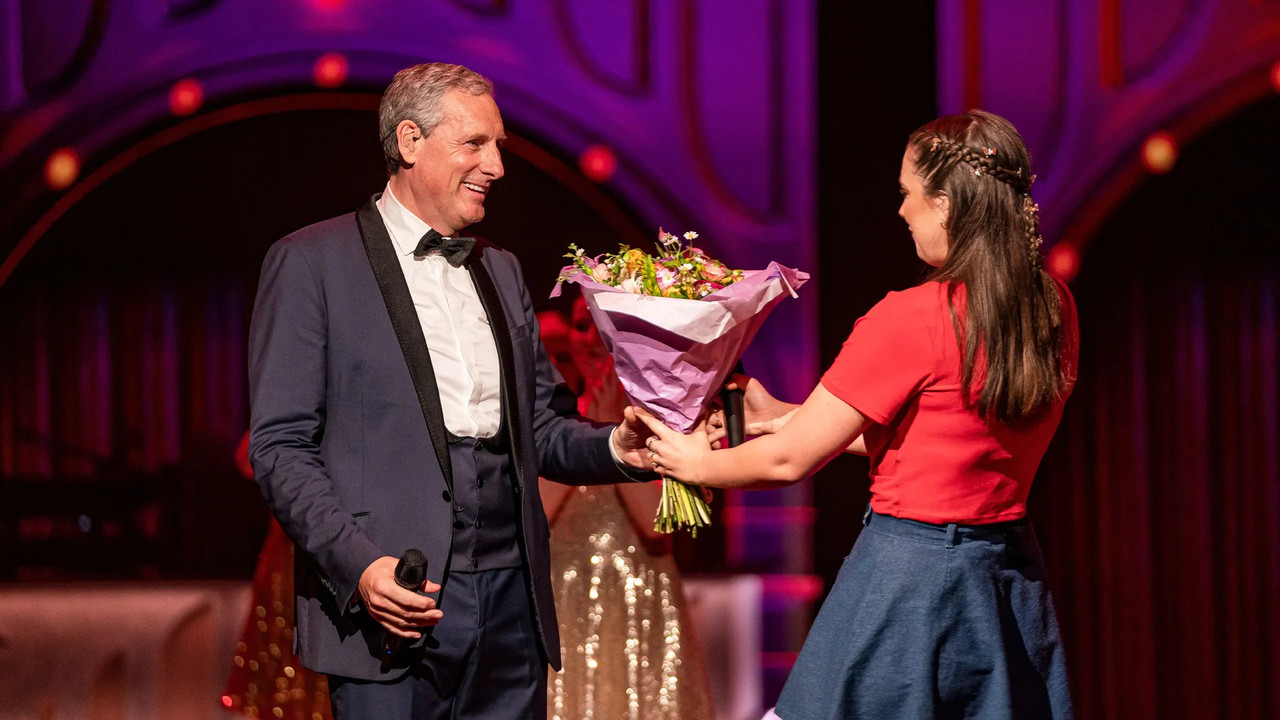 The Verhulstjes: Farewell Samson & Gert backdrop