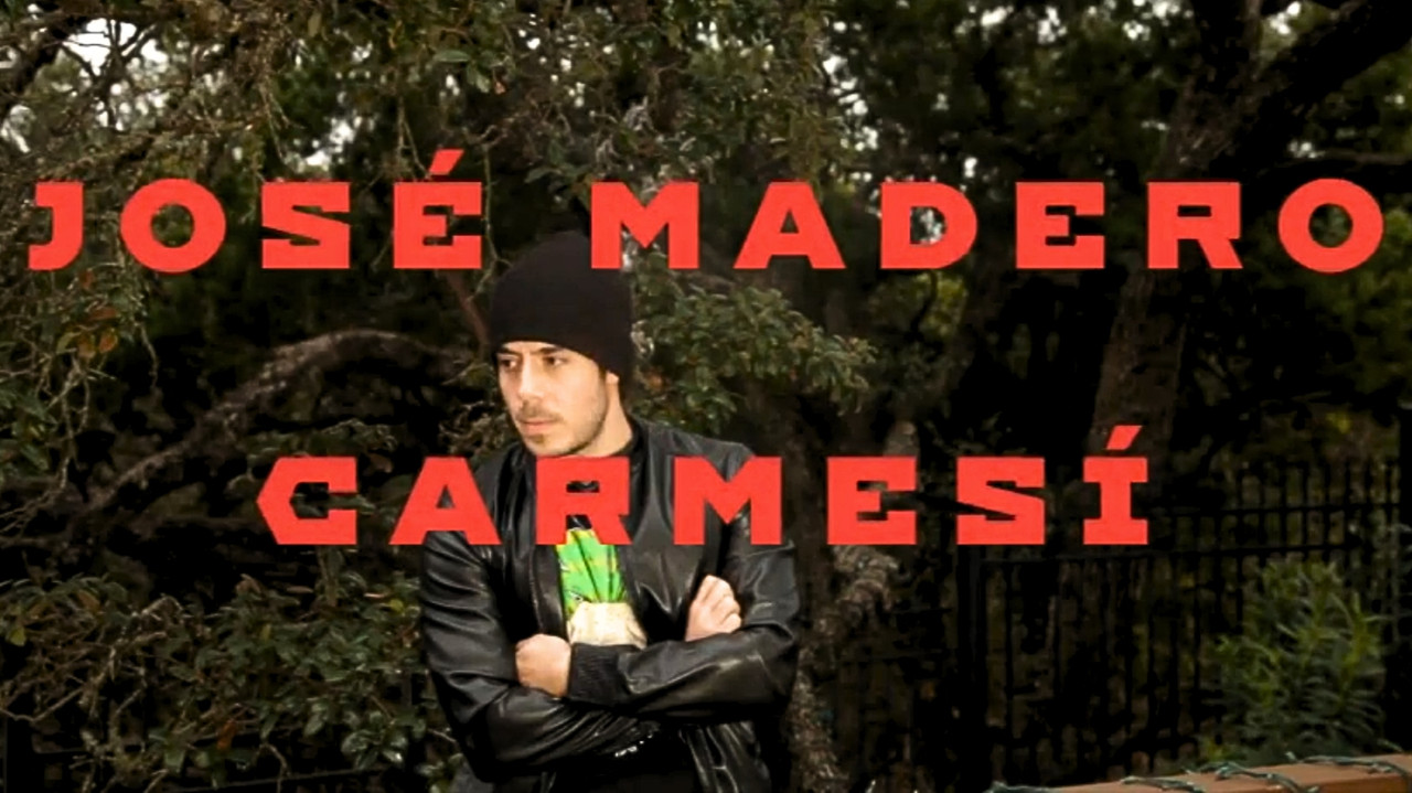 José Madero: Carmesí backdrop