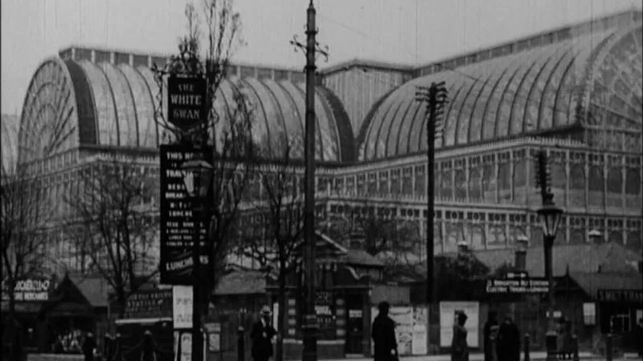 London's Outer Ring backdrop