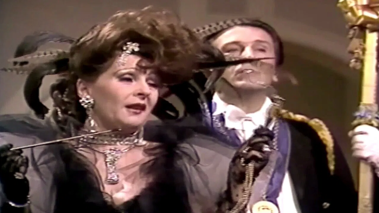 Madame Sousou backdrop