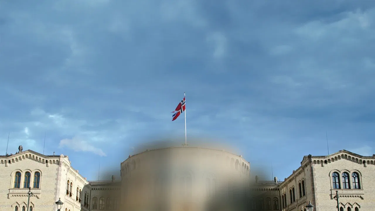 Norwegian Democrazy backdrop