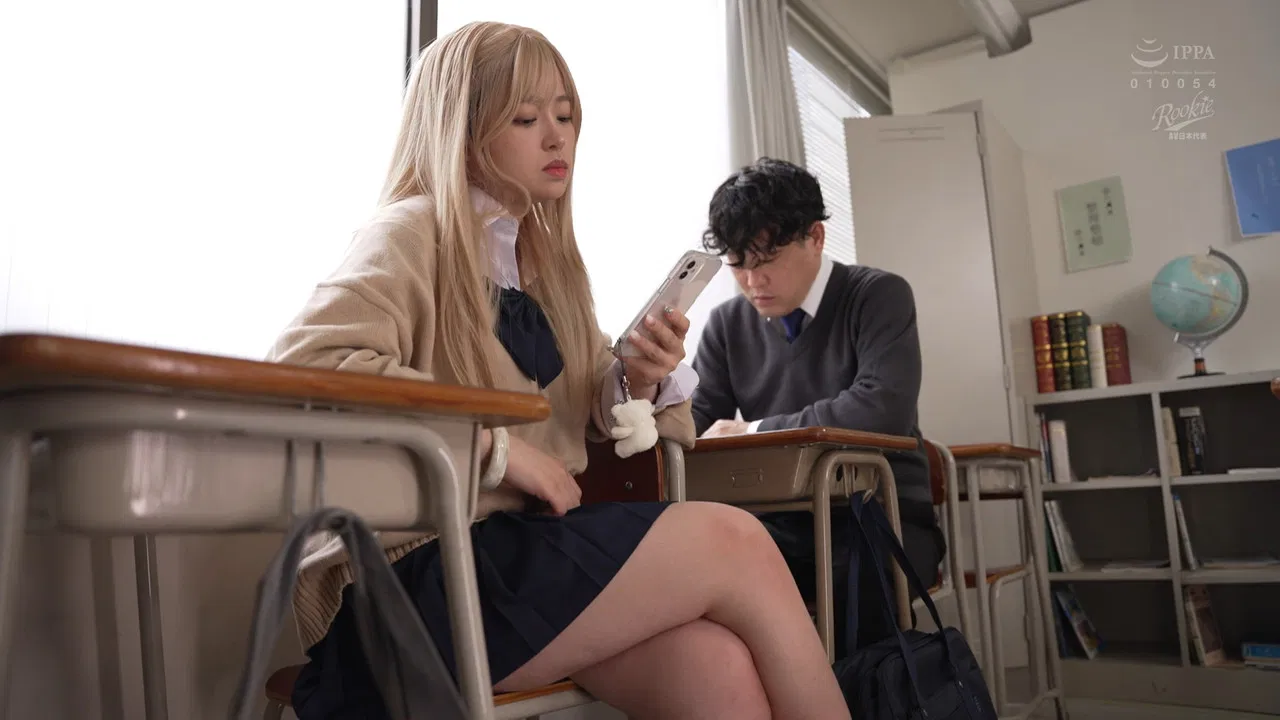 Beauty and the Beast ~Gal and Creepy Otaku~ backdrop