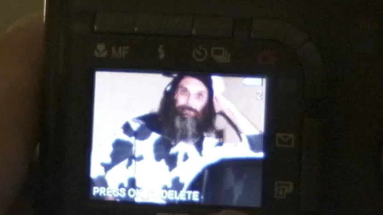 Garbanzo Gas backdrop