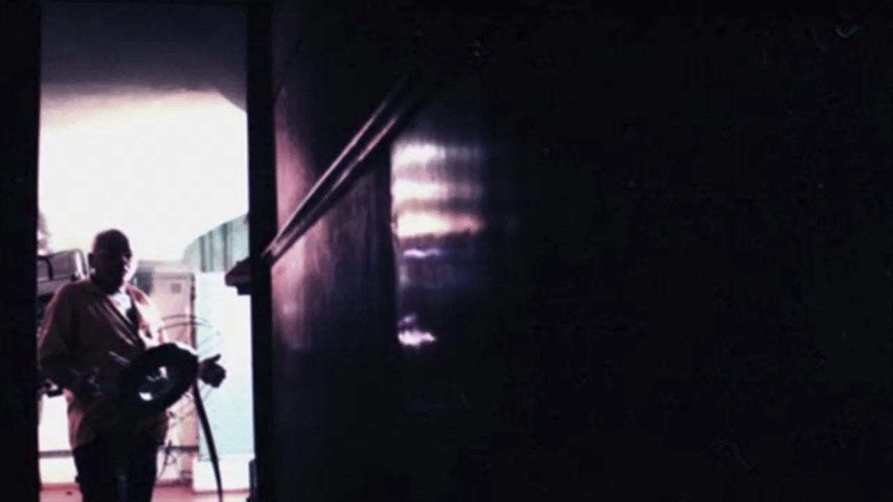 Homem de Projeção backdrop