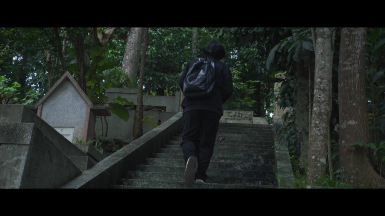 LOOK IT SIDE backdrop