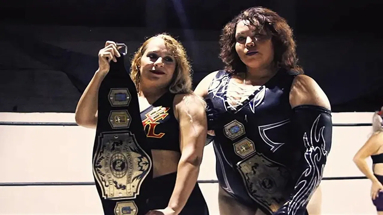 La Femenil: La Lucha No Acaba backdrop