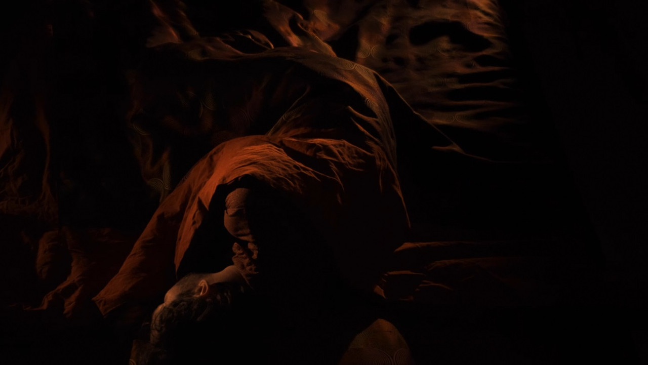 The Eyes Below backdrop