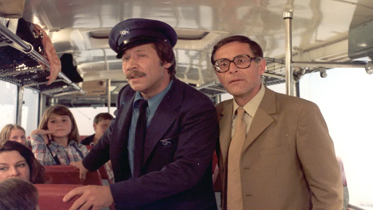 Peter en de Vliegende Autobus backdrop