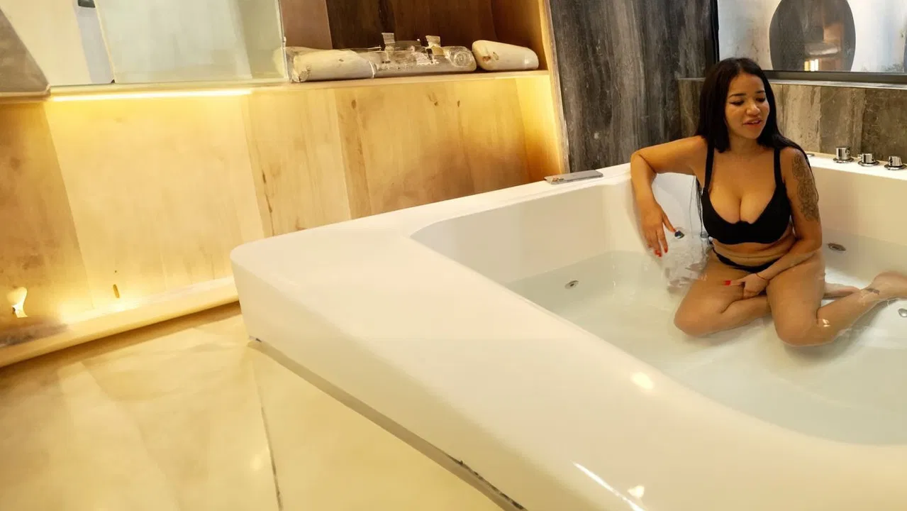 Influenceurs : l'envers du décor backdrop