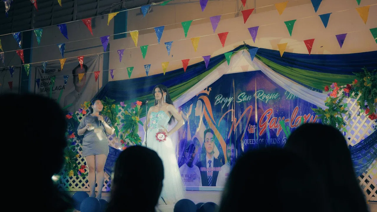 4 Better or 4 Worse backdrop