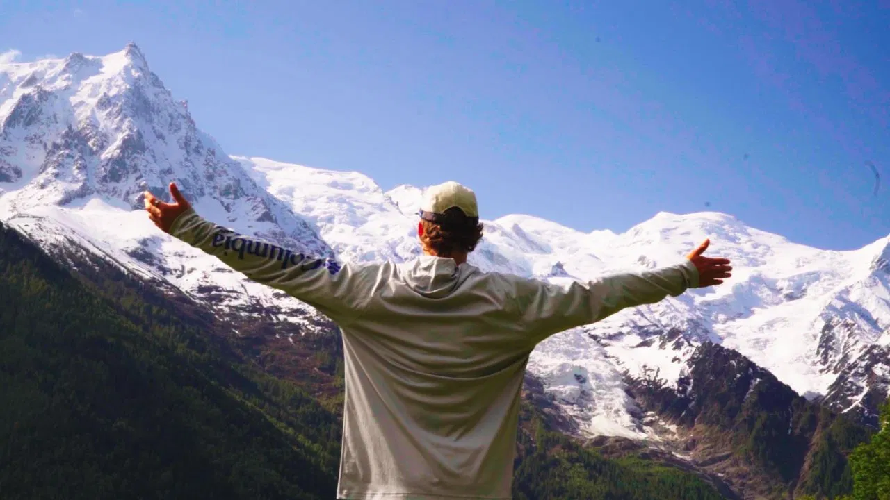 The New Life backdrop