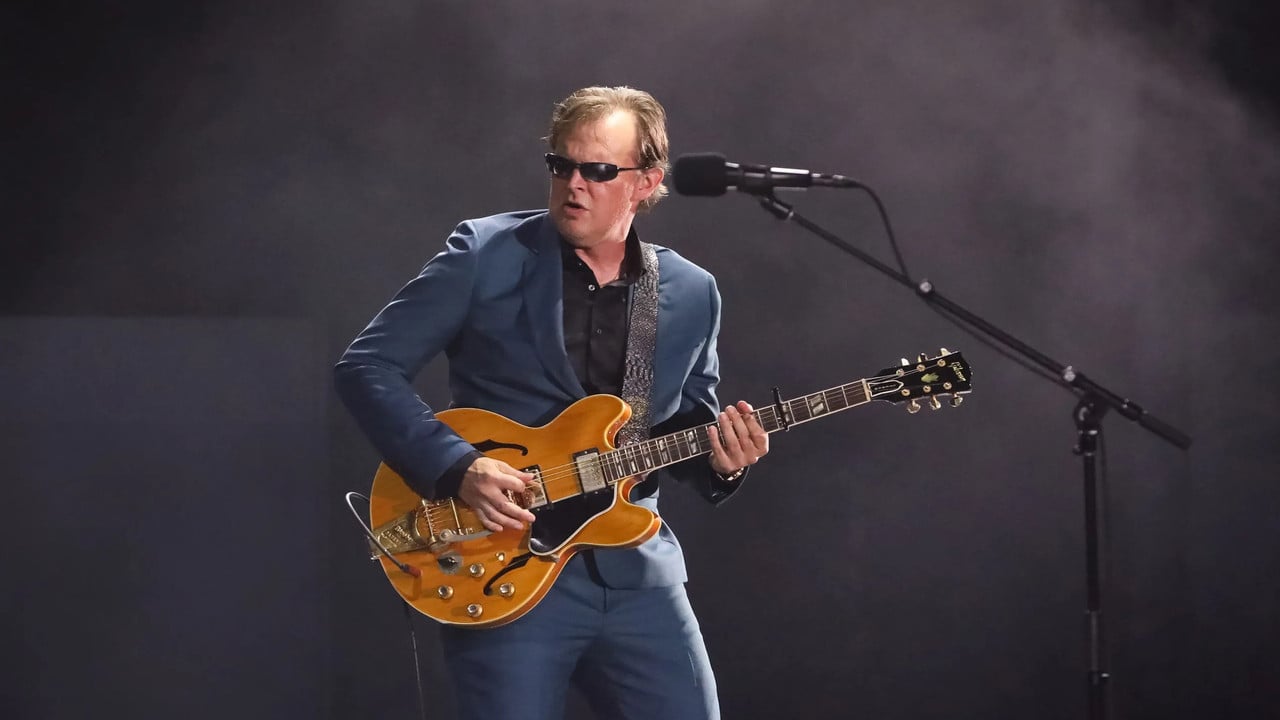 Joe Bonamassa - Live at the Hollywood Bowl with Orchestra backdrop