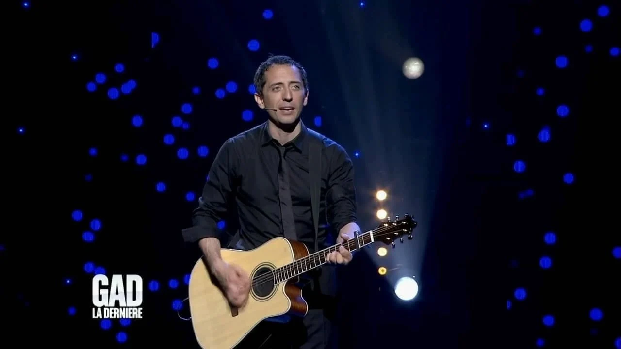 Gad Elmaleh - La dernière de Papa est en haut backdrop