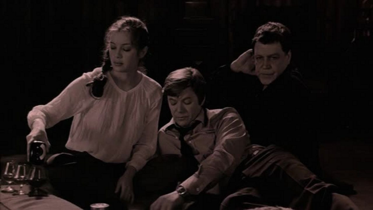 A Ring from Amsterdam backdrop