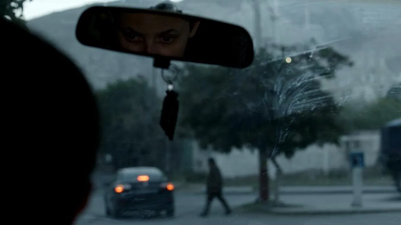 El turno de la aullante backdrop