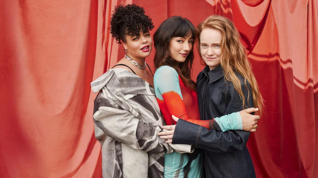 He Had It Coming backdrop