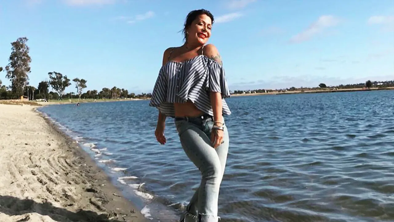 Dangerous Summer backdrop