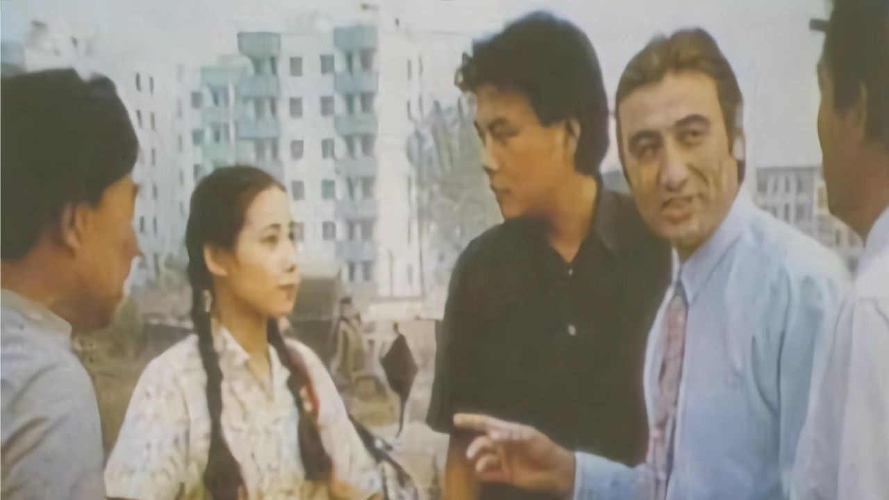 乡下人 城里人 外国人 backdrop