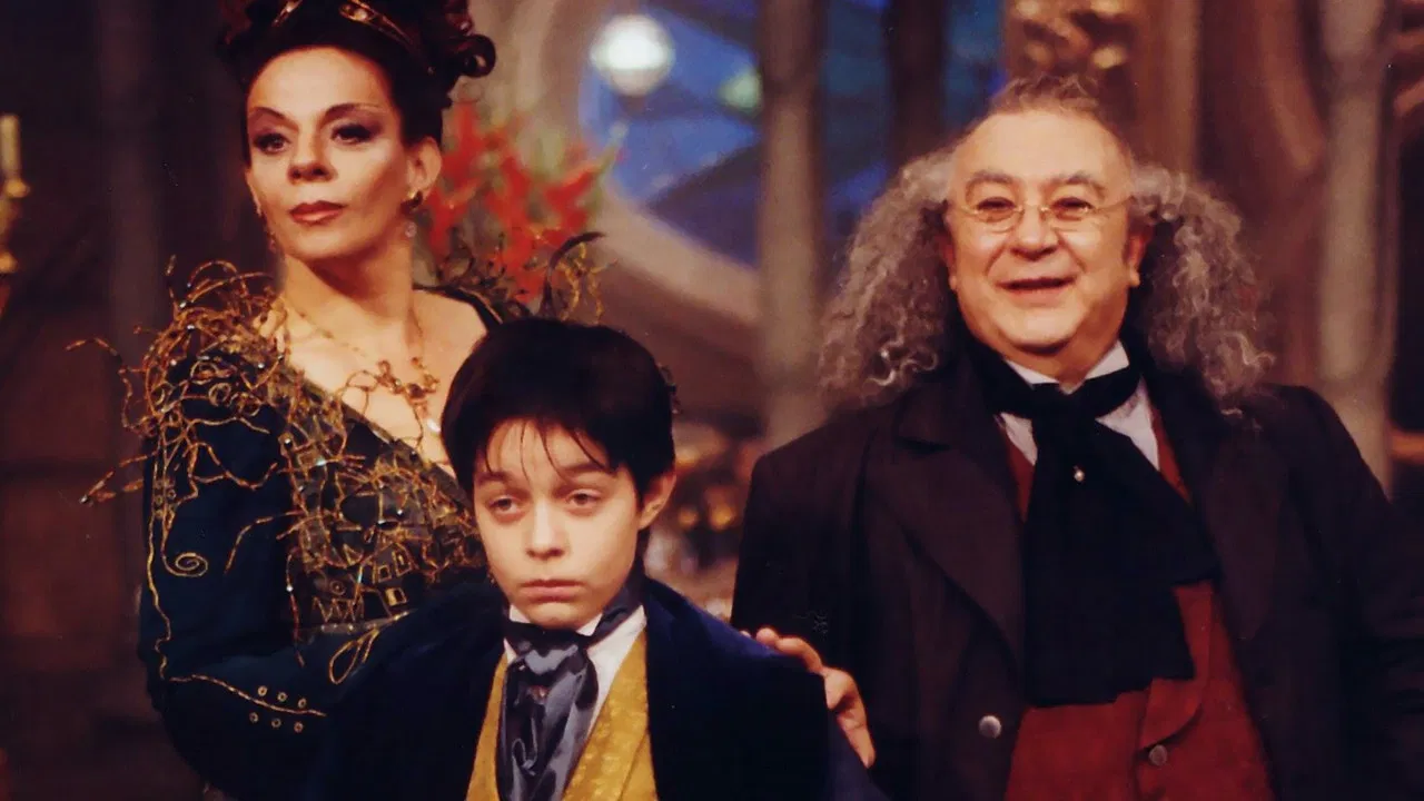 Castle Ra-Tim-Bum: The Movie backdrop