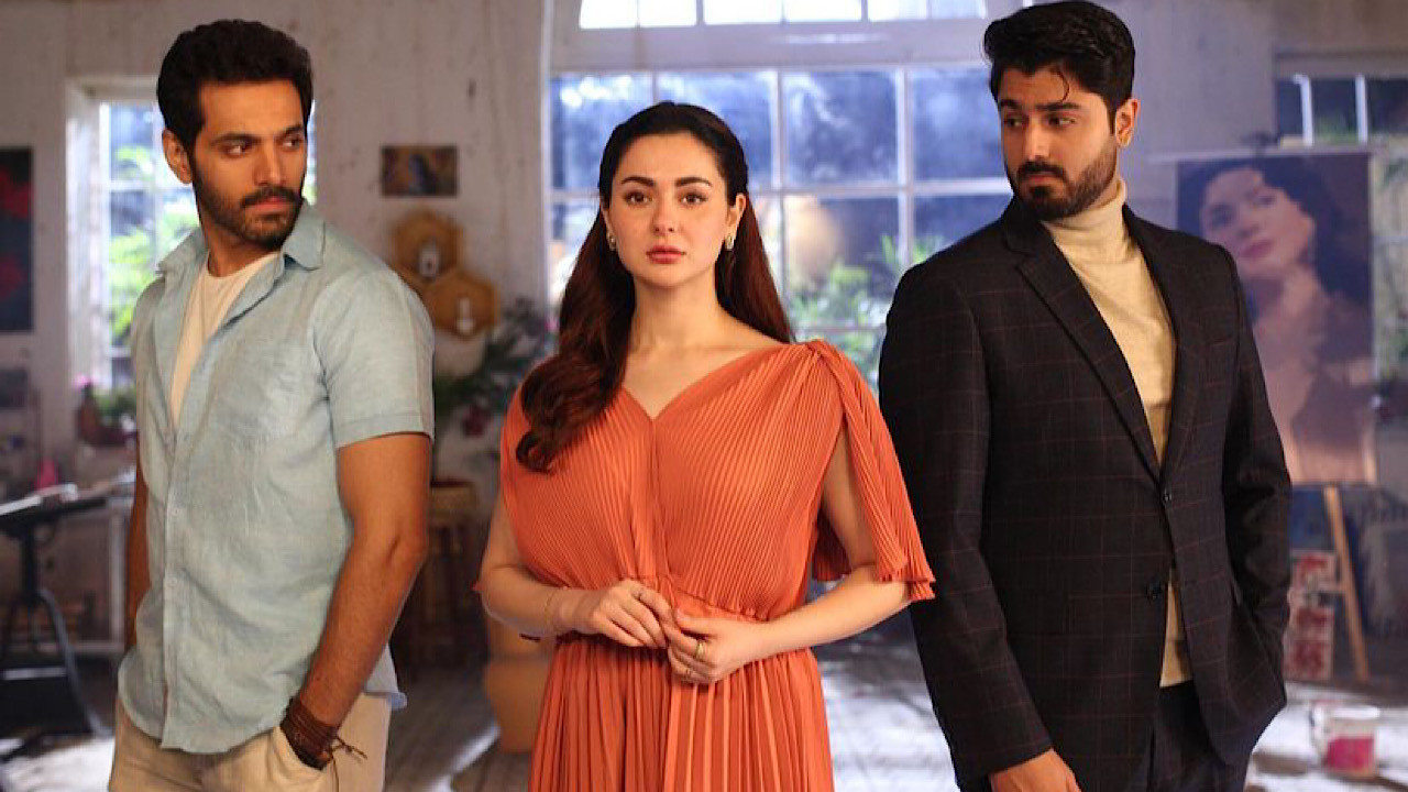 Mujhe Pyaar Hua Tha backdrop