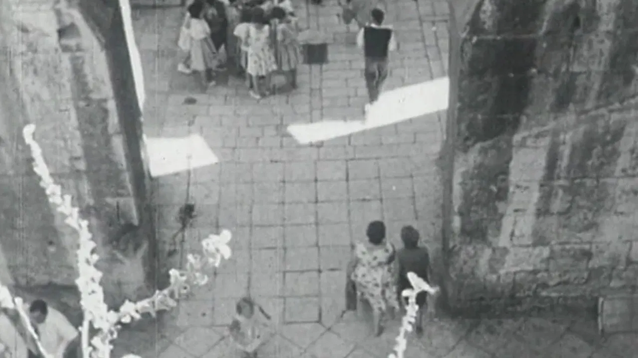 Monologue on Split backdrop