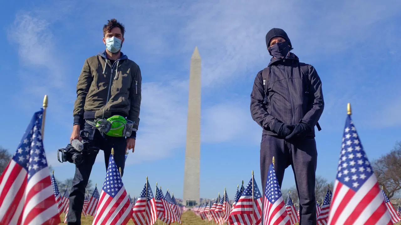 América Unida? backdrop