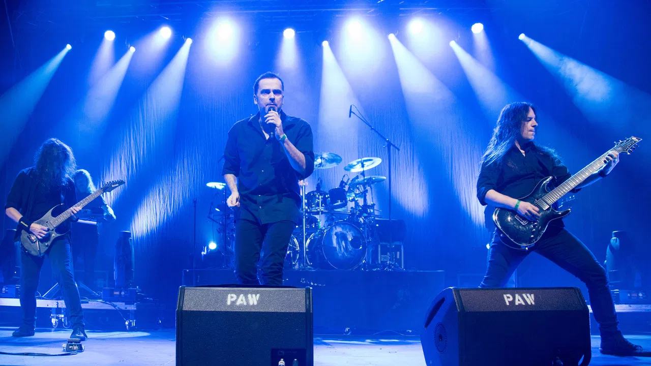 Blind Guardian - Imaginations From The Other Side - Live In Oberhausen backdrop