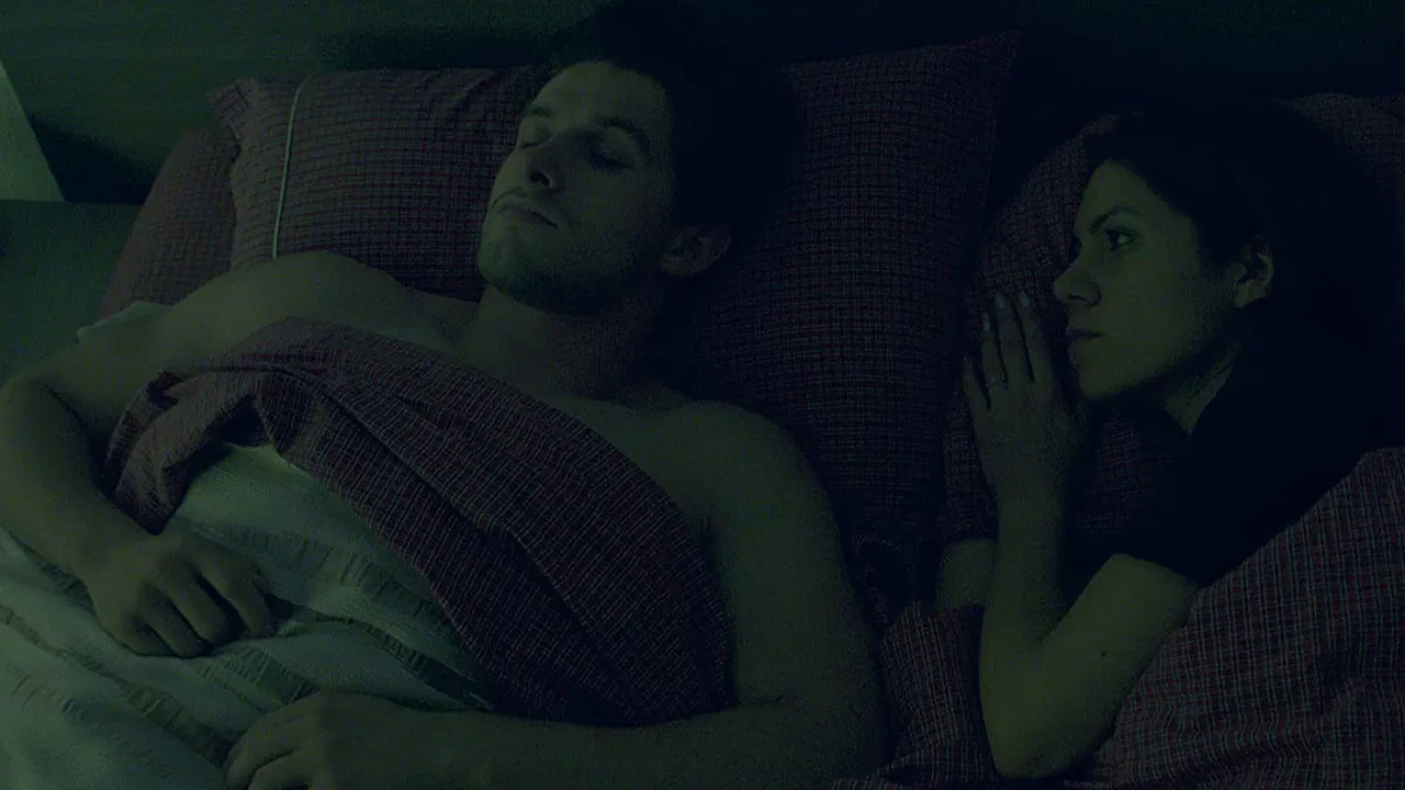 Amor Mutante backdrop