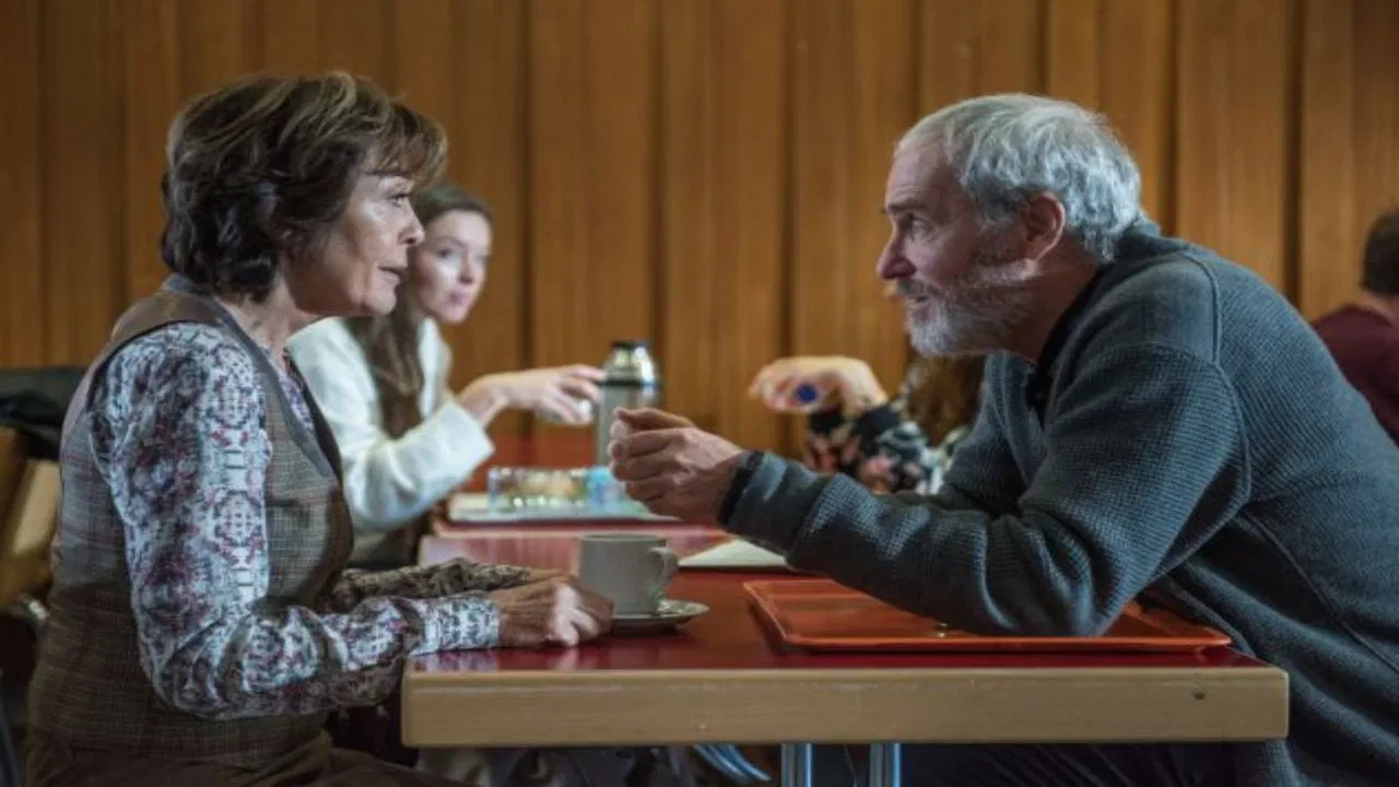 Was ich von dir weiß backdrop