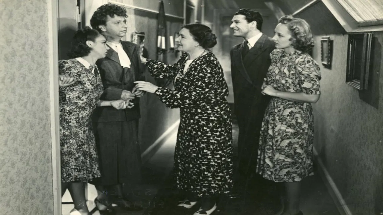 Moster fra Mols backdrop