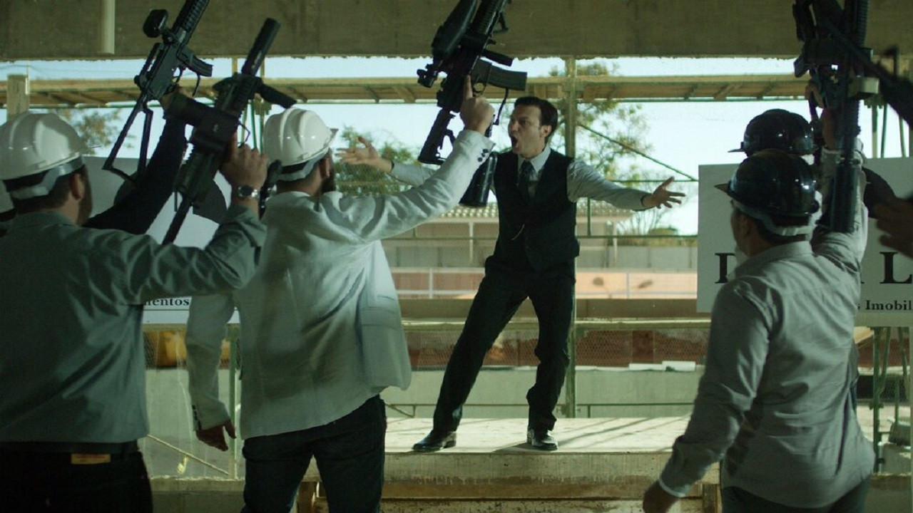 New Life S.A. backdrop