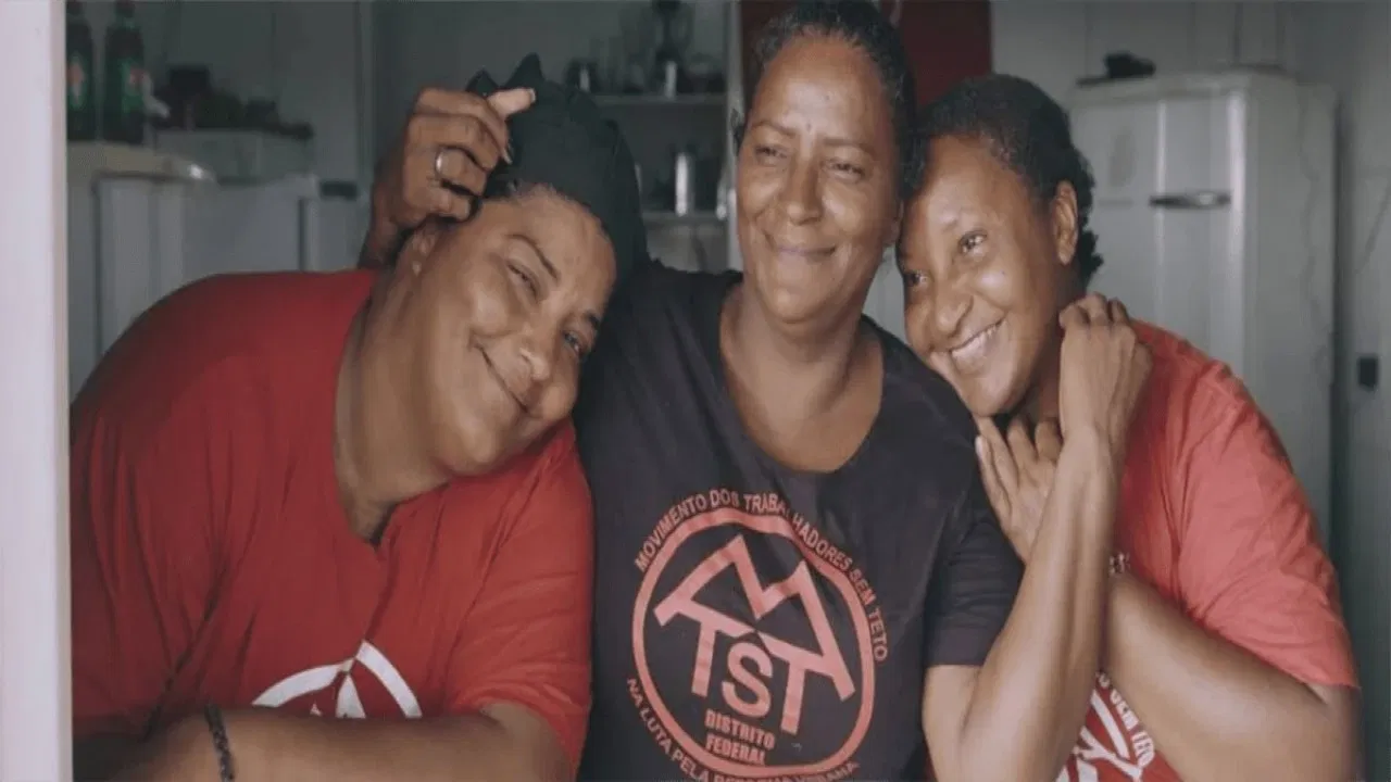 Não Existe Almoço Grátis backdrop