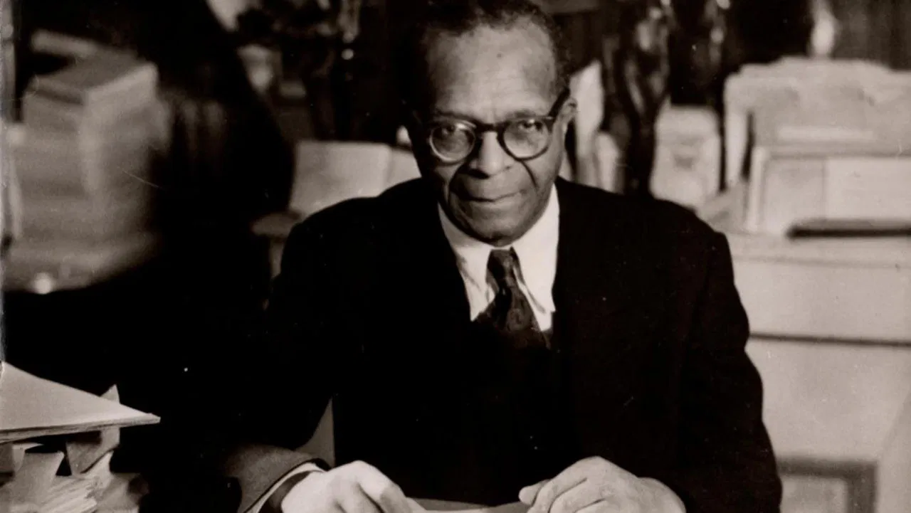 René Maran, le premier Goncourt noir backdrop