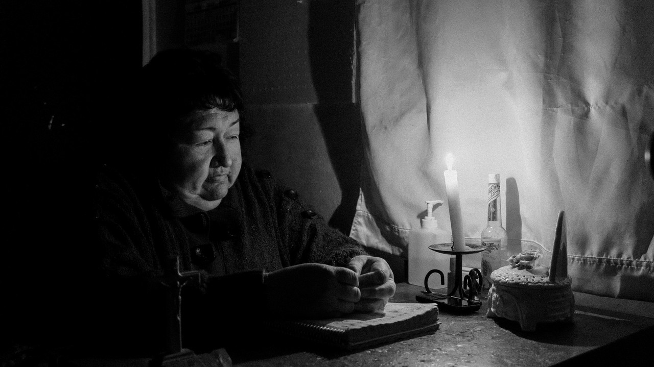 Mamita Lidia backdrop