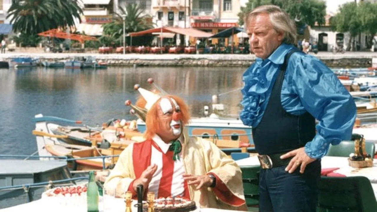 Bassie & Adriaan: De Verzonken Stad backdrop