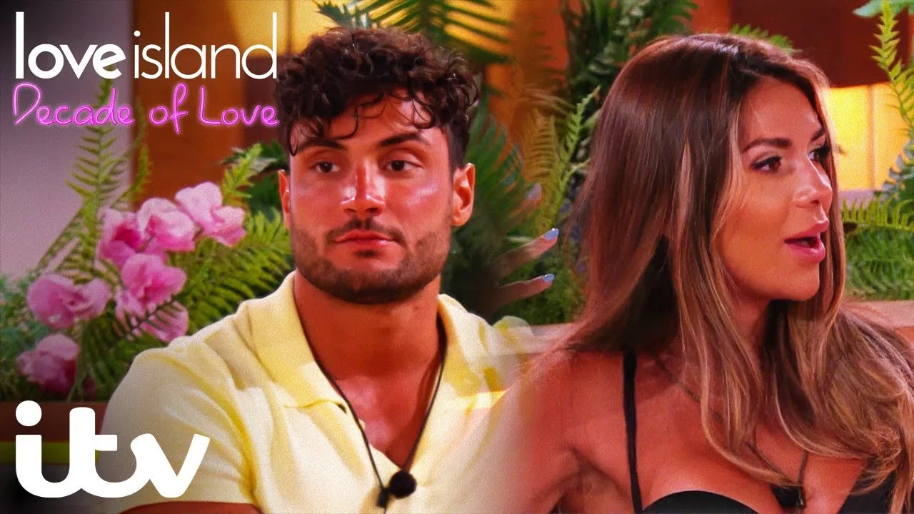 Love Island: Decade of Love backdrop