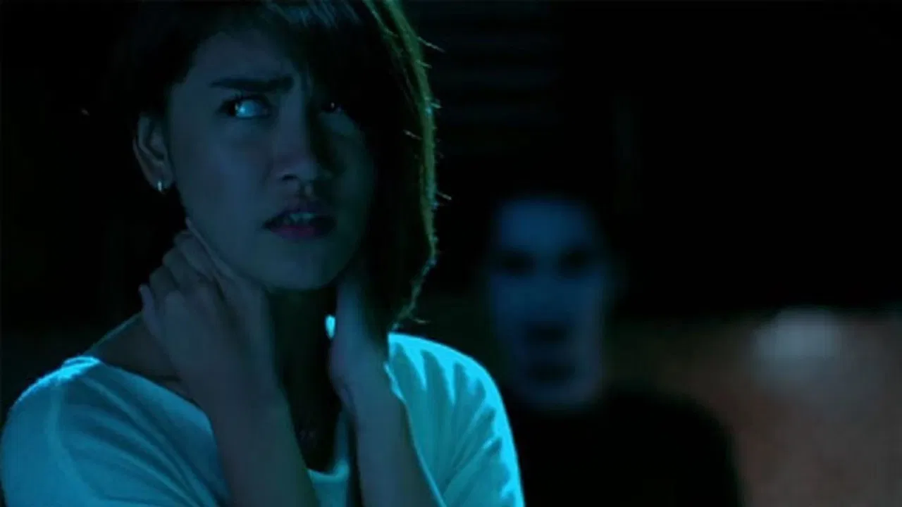 Dihantui Guna Guna backdrop