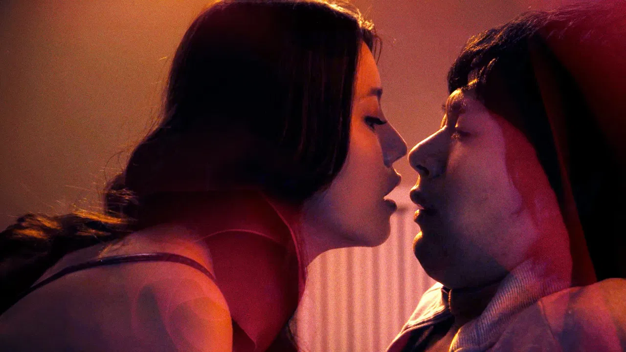 Perfect Cohabitation backdrop