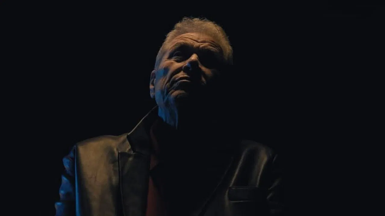 TolisLive or (Toronto) backdrop