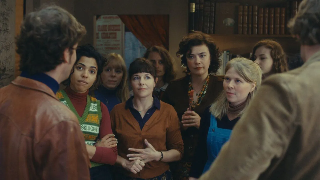 Angry Annie backdrop